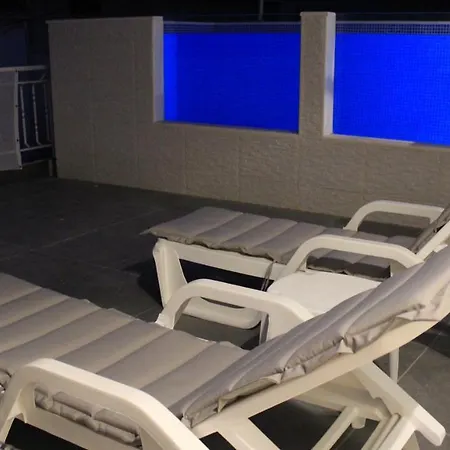 With Private Pool *