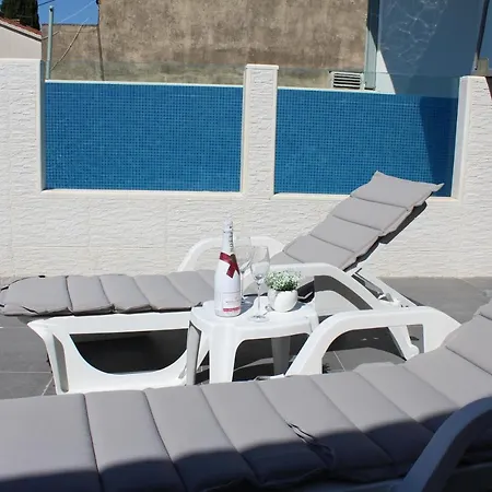 With Private Pool Split